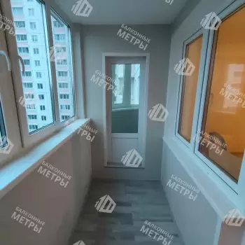 Отделка балкона с утеплением в многоквартирном доме Отделка балкона с утеплением в многоквартирном доме