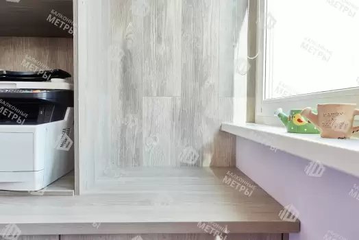 Объединение балкона с комнатой с отделкой и остеклением Объединение балкона с комнатой с отделкой и остеклением