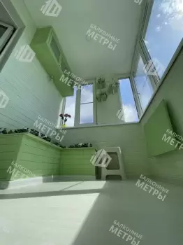 Зона отдыха с оранжереей на лоджии Зона отдыха с оранжереей на лоджии