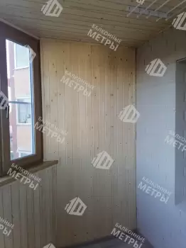 Отделка стен и потолка на балконе Отделка стен и потолка на балконе