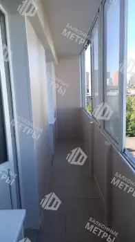 Отделка стен и потолка балкона ПВХ панелями Отделка стен и потолка балкона ПВХ панелями